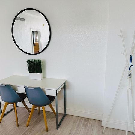 Miami Hollywood Great Two Bedroom Apartment With Channel View 006-22Bvic Экстерьер фото