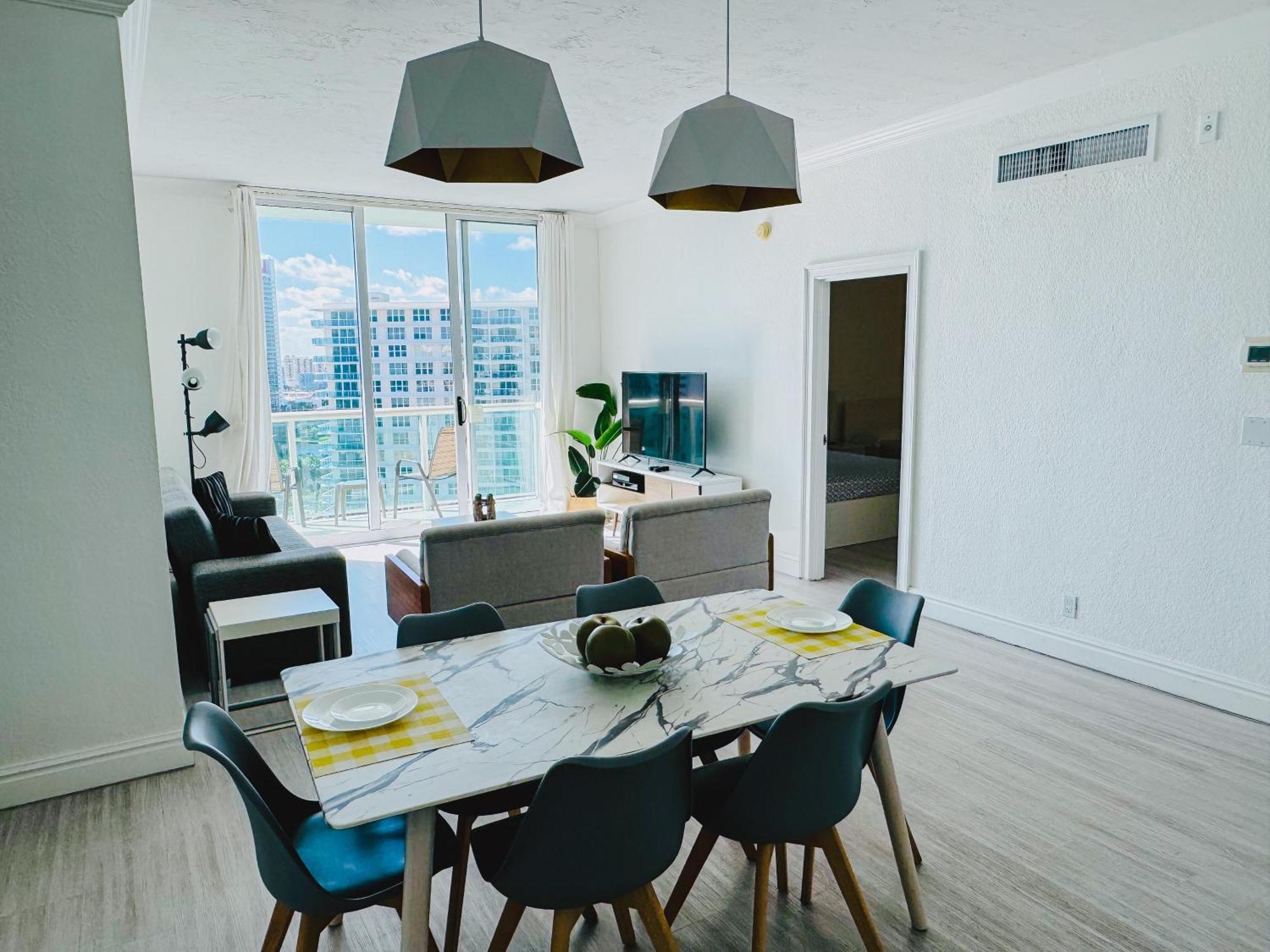 Miami Hollywood Great Two Bedroom Apartment With Channel View 006-22Bvic Экстерьер фото