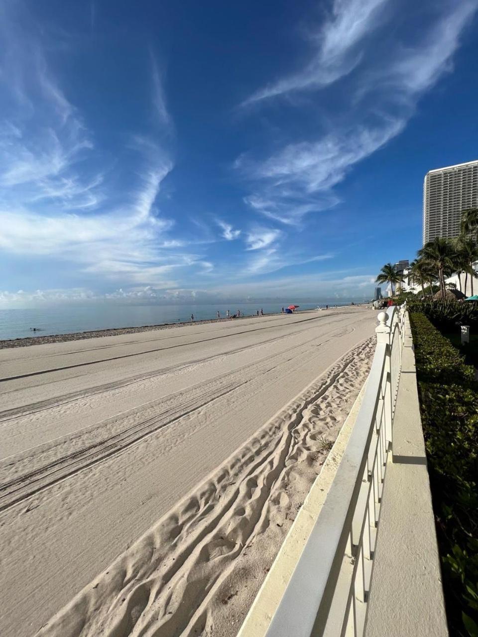 Miami Hollywood Great Two Bedroom Apartment With Channel View 006-22Bvic Экстерьер фото